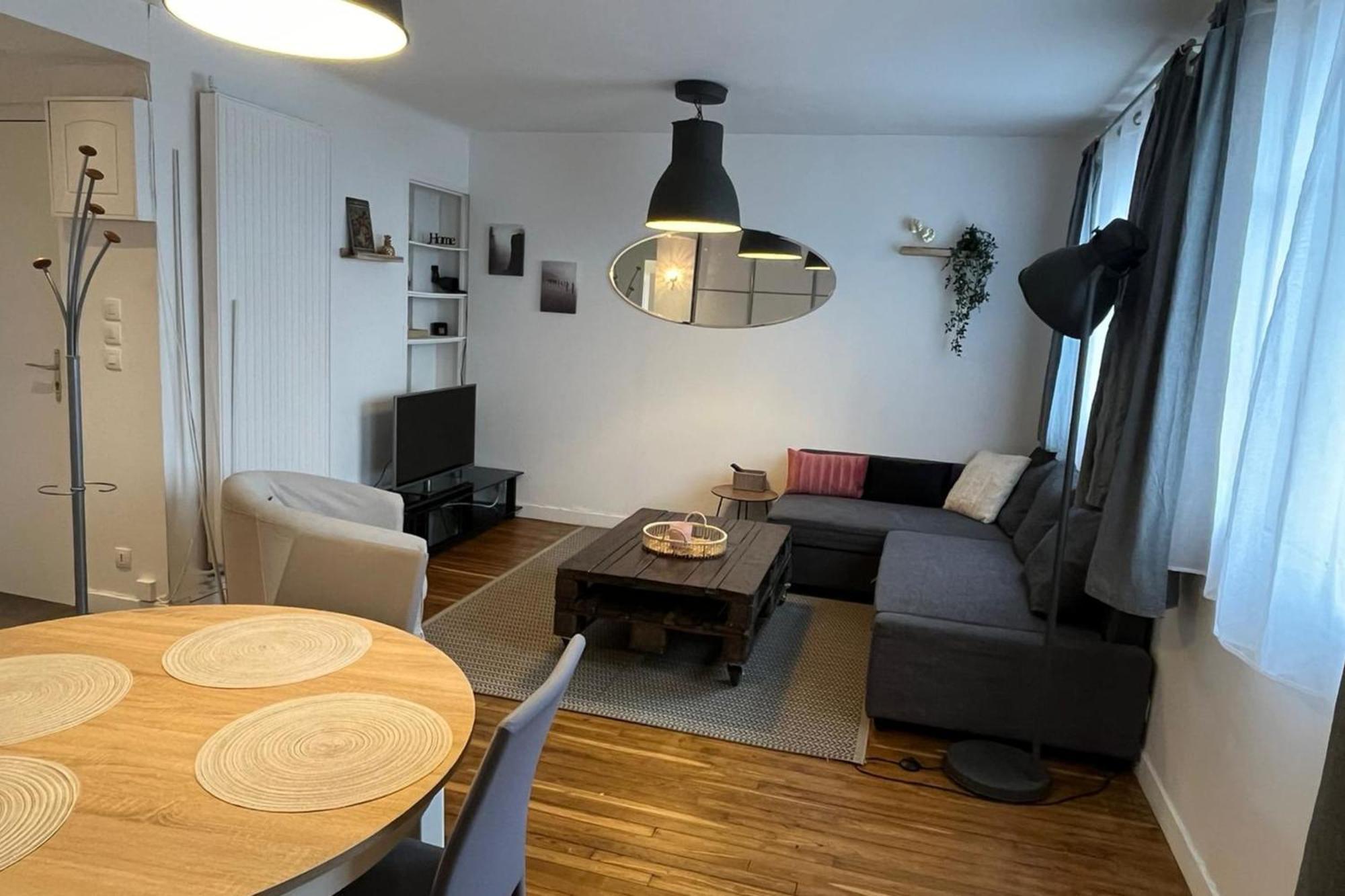 Charming Cozy Nest In Nantes Lägenhet Exteriör bild